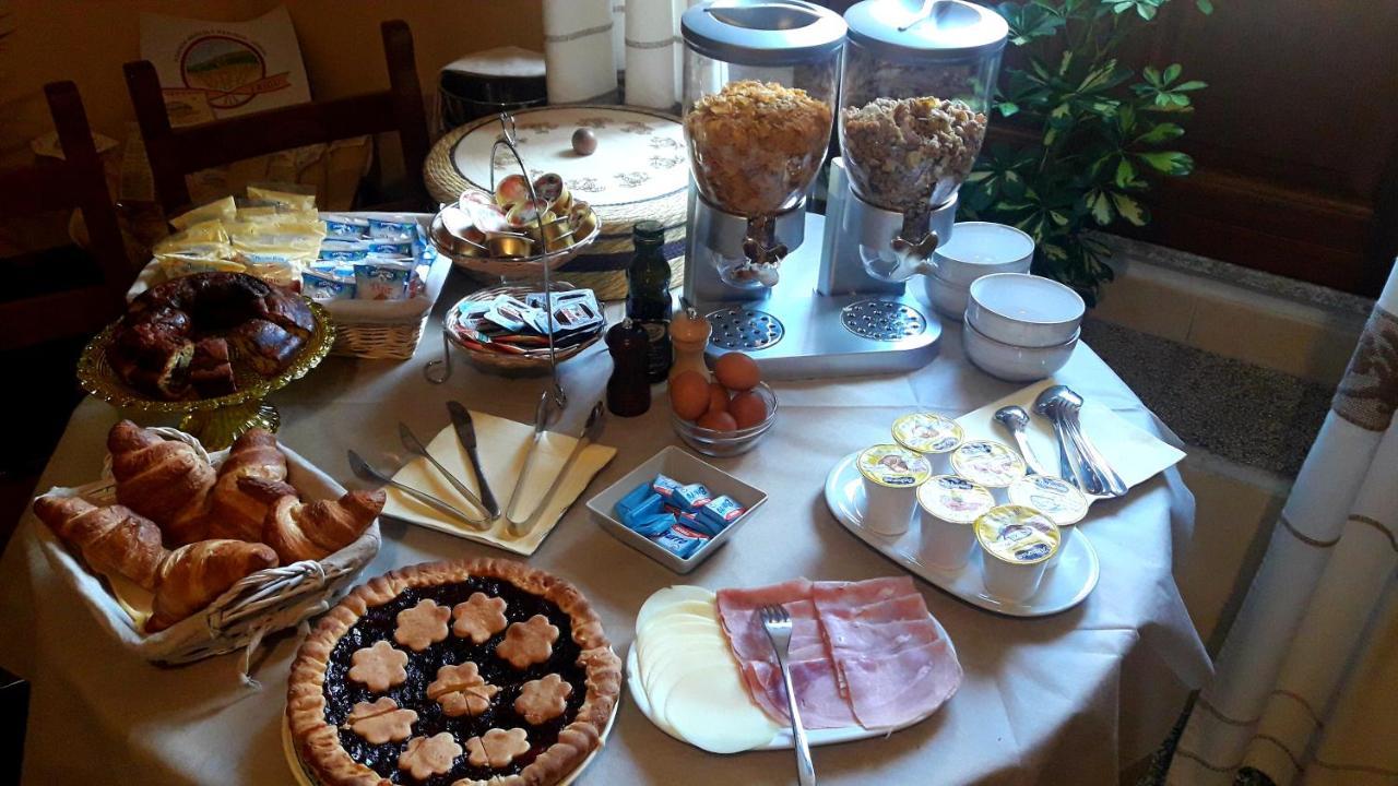 Al Vecchio Corso B&B Tempio Pausania Εξωτερικό φωτογραφία